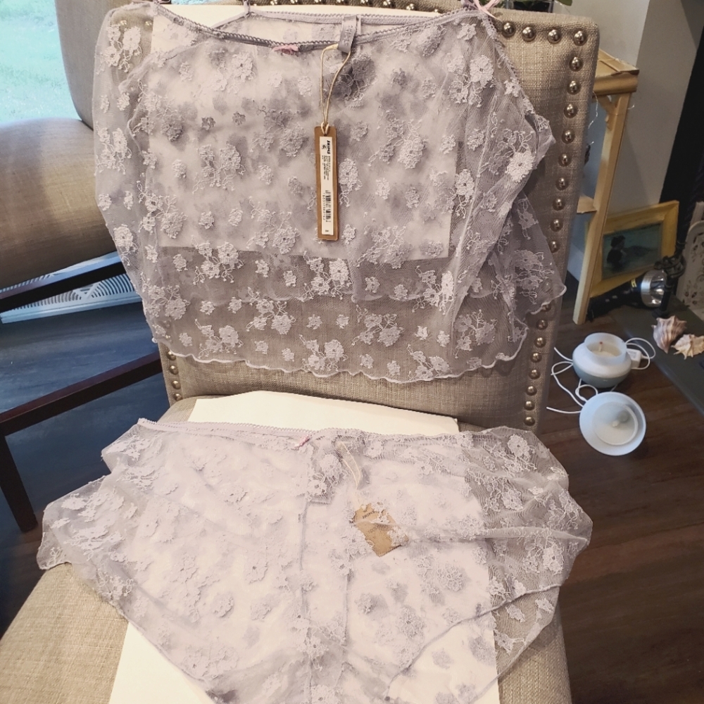 SKIMS Lace Set, Camisole and Boy Type Panties, sz XL, "Jupiter" (Lavender)